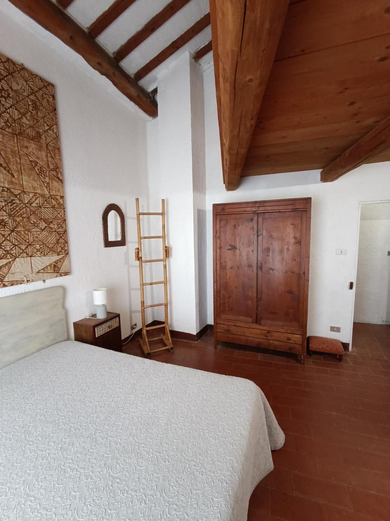 Pilgrim Rooms Gubbio Exterior photo